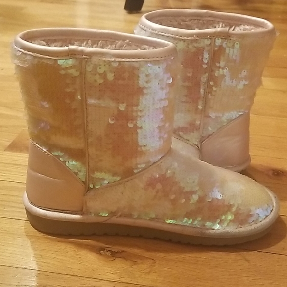Children's Place Pink Irridescent Sequined Boots - Picture 5 of 12